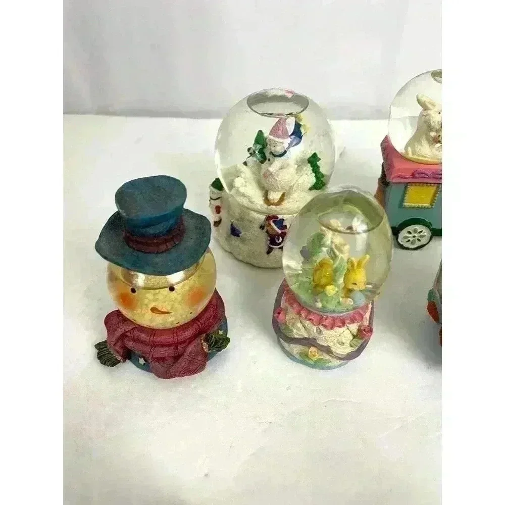 VTG Lot of‎ 10 Mini Small Snow Globes Easter Christmas Holiday Zoo